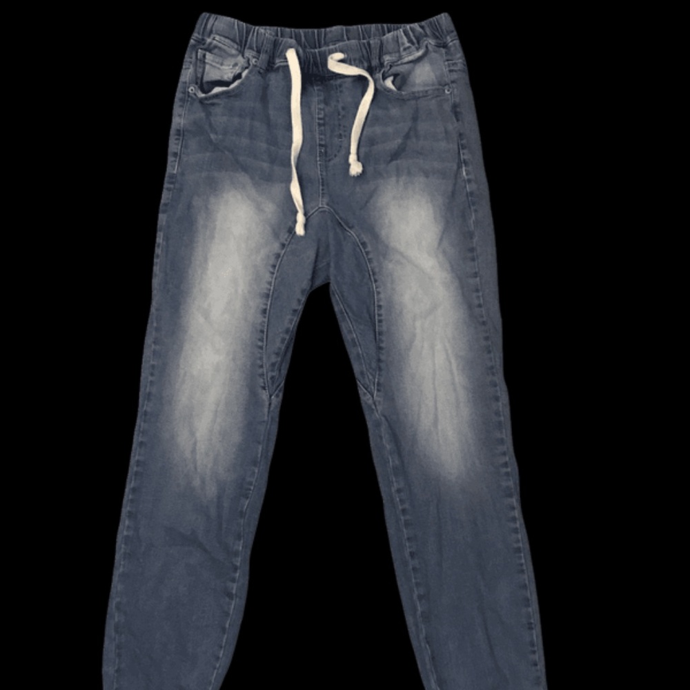 Victorious L.A. Joggers Size Large